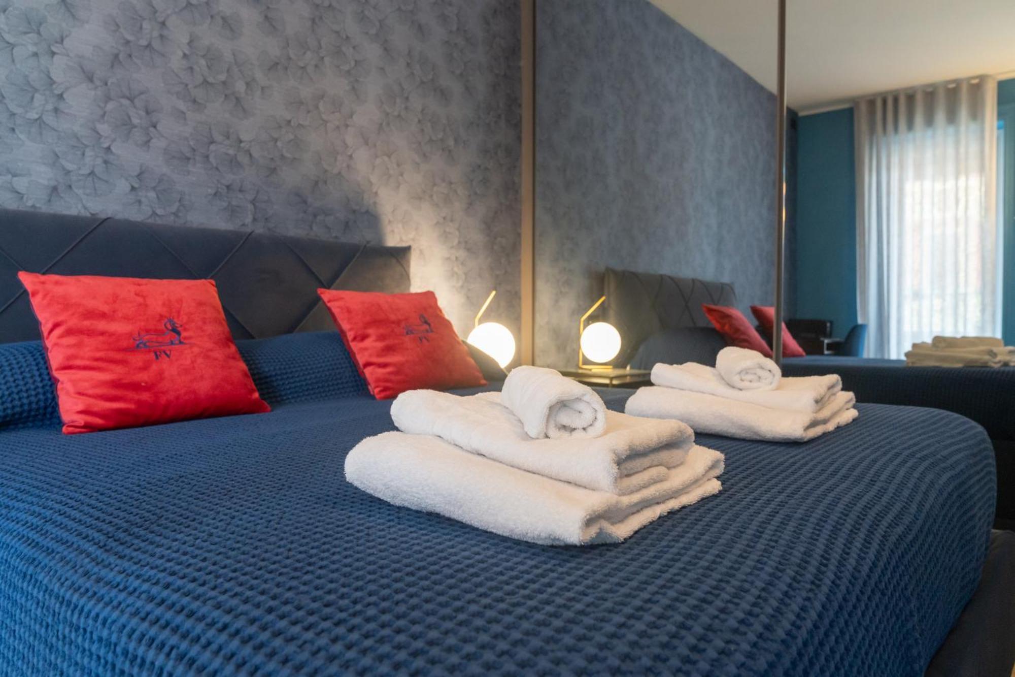 Suite Casa Degli Specchi, Appartamento Di Lusso In Galleria Buenos Aires Milano Esterno foto